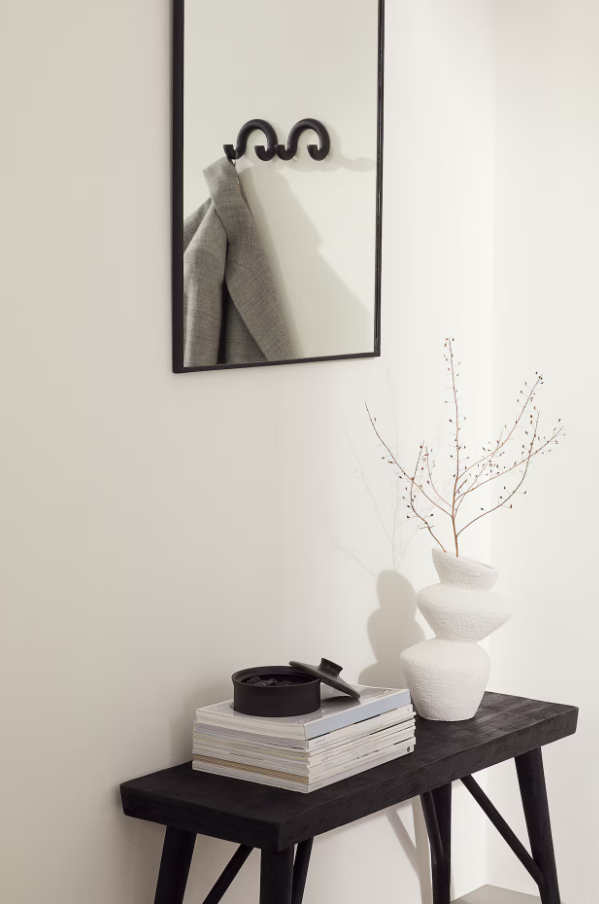 decorating a small living room on a budget using sunlight